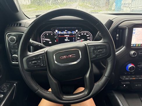 Used 2023 GMC Sierra 2500 AT4 w/ AT4 Premium Plus Package AWD/4WD image 17