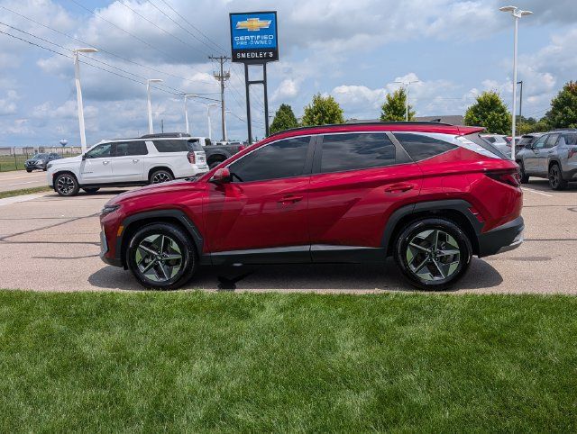 Used 2025 Hyundai Tucson SEL FWD image 11