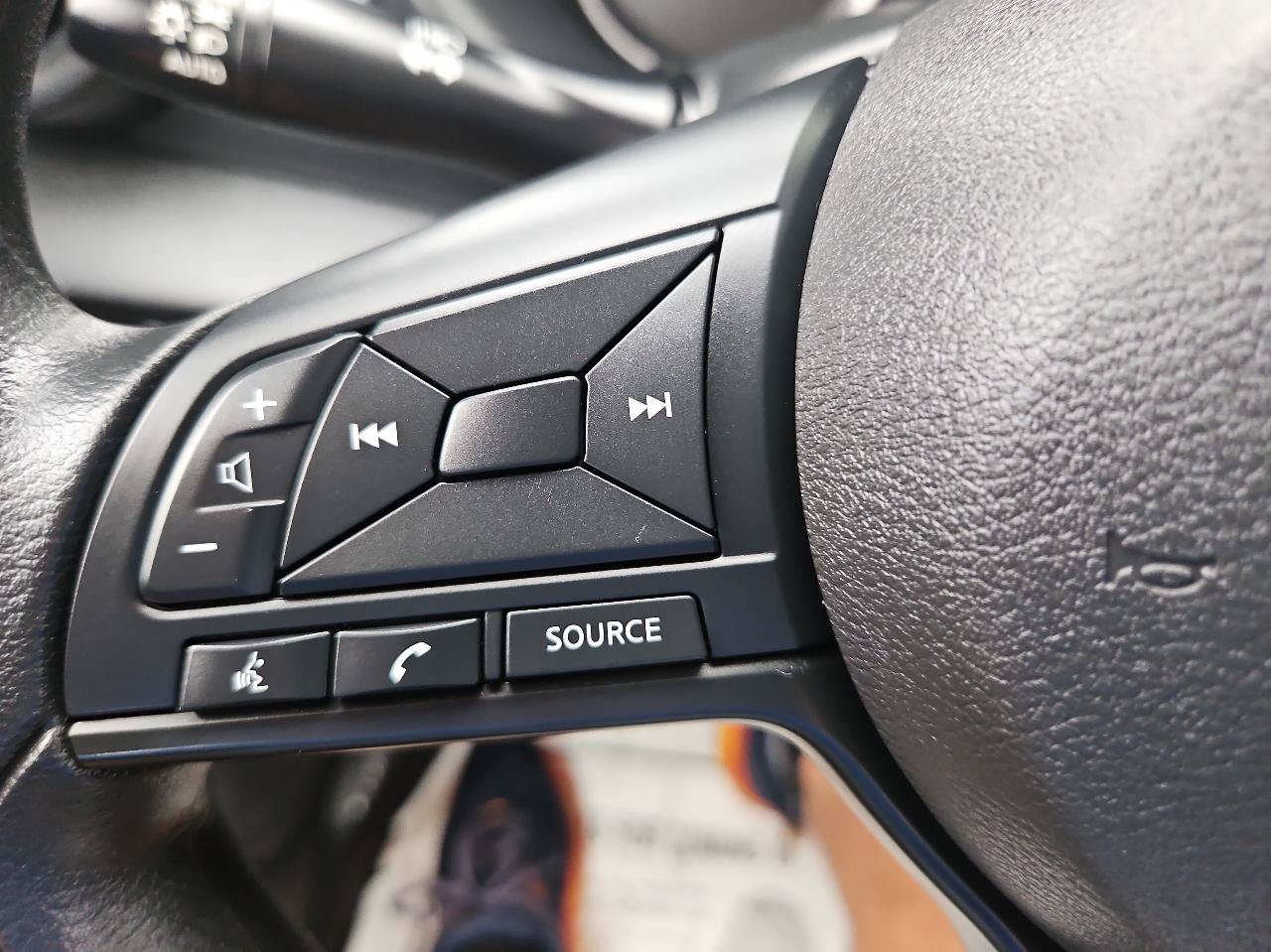 Used 2023 Nissan Kicks S FWD image 27