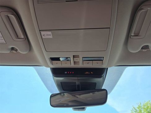 Used 2025 MAZDA CX-50 AWD 2.5 Hybrid w/ Weather Package image 27