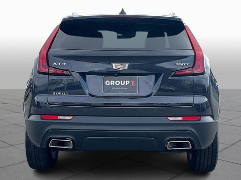 Used 2023 Cadillac XT4 Luxury w/ Cold Weather Package image 5