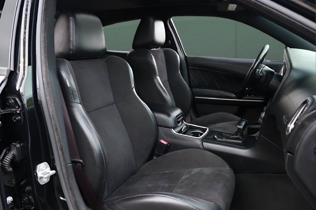 Used 2021 Dodge Charger R/T w/ Plus Group RWD image 29