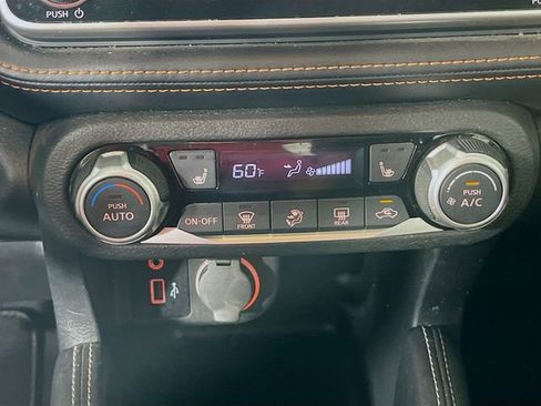 Used 2020 Nissan Kicks SR w/ SR Premium Package image 16