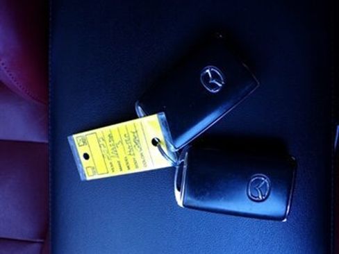 Used 2022 MAZDA MAZDA3 s image 54