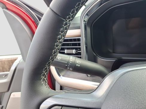 New 2026 Ford F250 Lariat w/ Black Appearance Package image 17