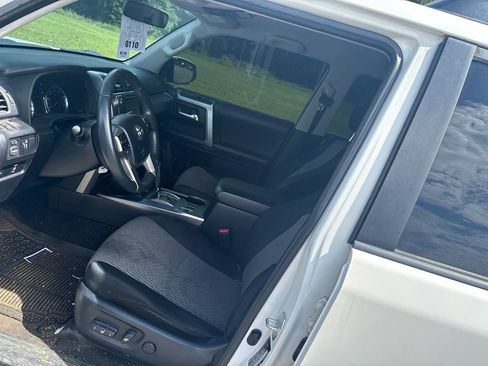 Used 2019 Toyota 4Runner SR5 RWD image 8