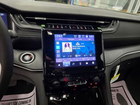 New 2025 Jeep Grand Cherokee Laredo X w/ Luxury Tech Group I image 20