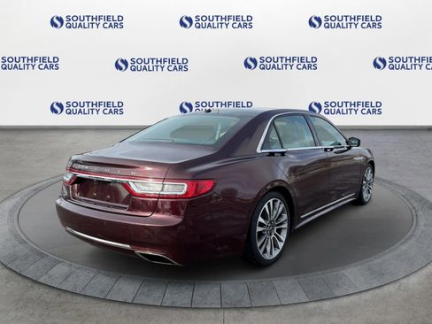 Used 2017 Lincoln Continental Reserve w/ Luxury Package image 7