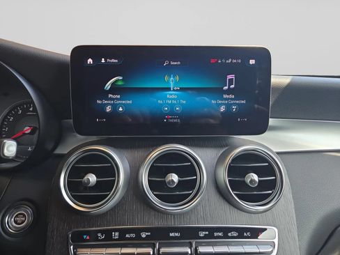 Used 2022 Mercedes-Benz GLC 300 4MATIC Coupe image 18
