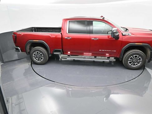 New 2025 GMC Sierra 2500 SLT w/ SLT Premium Package image 30