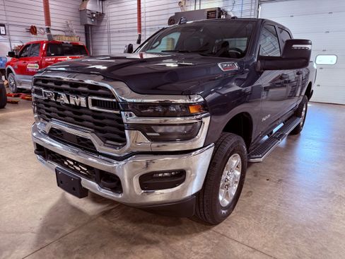 Used 2026 RAM 2500 Big Horn AWD/4WD image 43