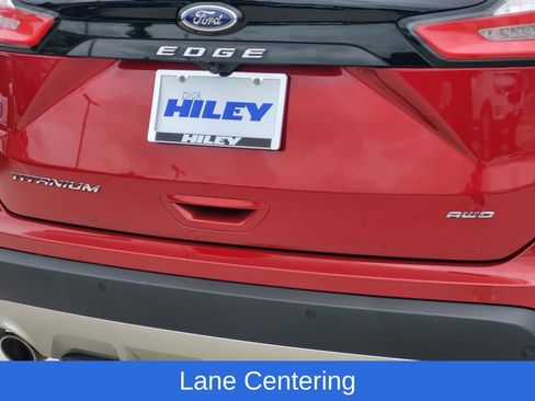 Used 2022 Ford Edge Titanium AWD/4WD image 6