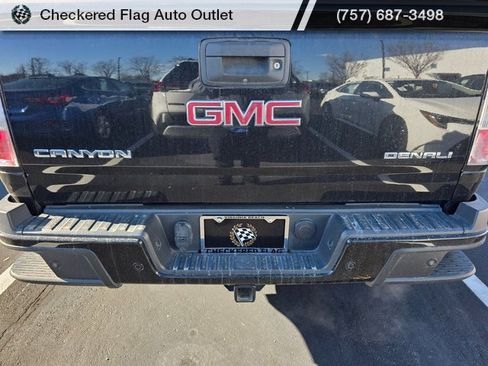 Used 2020 GMC Canyon Denali image 8