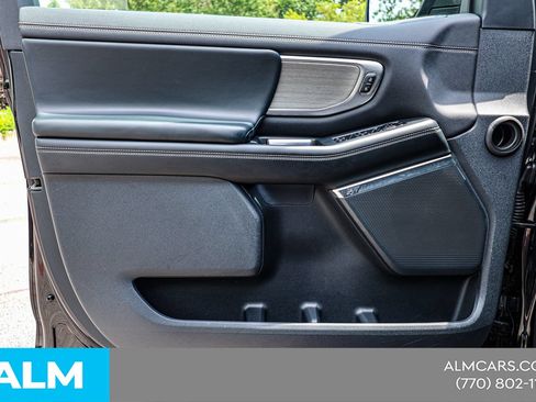 Used 2025 Ford Expedition Platinum AWD/4WD image 40