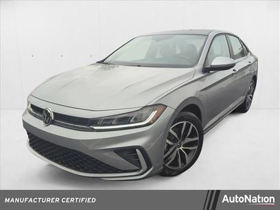 Used 2025 Volkswagen Jetta SE
