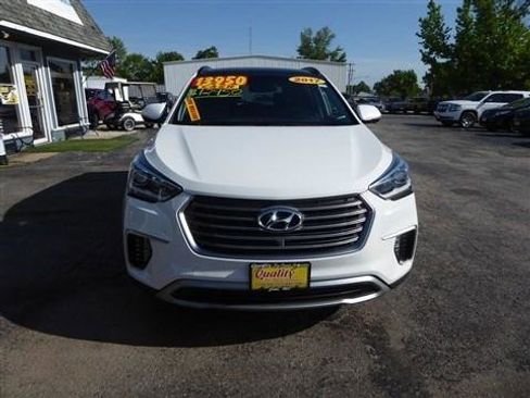 Used 2017 Hyundai Santa Fe AWD w/ Cargo Package image 4