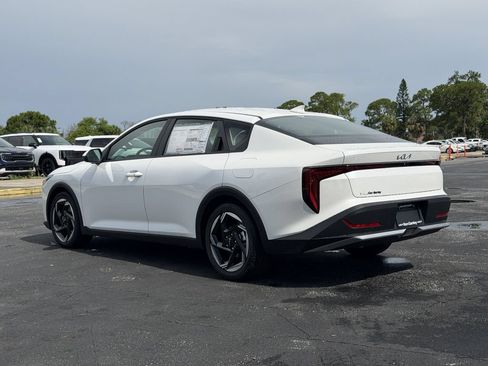 New 2026 Kia K4 EX FWD image 6