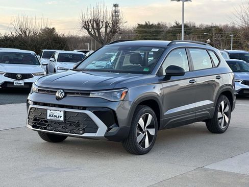 New 2026 Volkswagen Taos S AWD/4WD image 5
