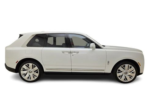 New 2026 Rolls-Royce Cullinan AWD/4WD image 10