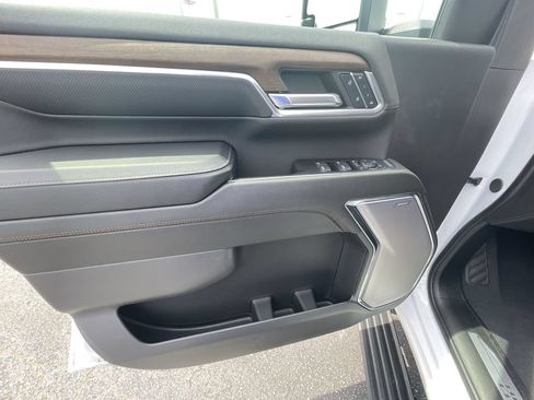 Certified 2024 Chevrolet Silverado 3500 High Country w/ High Country Premium Package AWD/4WD image 17
