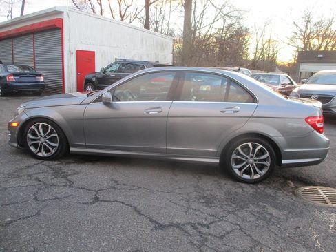 Used 2013 Mercedes-Benz C 300 4MATIC Sedan image 3
