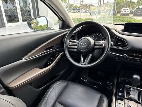 Used 2022 MAZDA CX-30 AWD 2.5 S w/ Premium Package image 21
