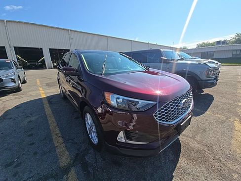 Used 2023 Ford Edge SEL w/ Convenience Package AWD/4WD image 3