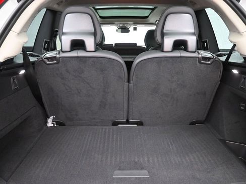 New 2025 Volvo XC90 T8 Core w/ Protection Package Premier image 27