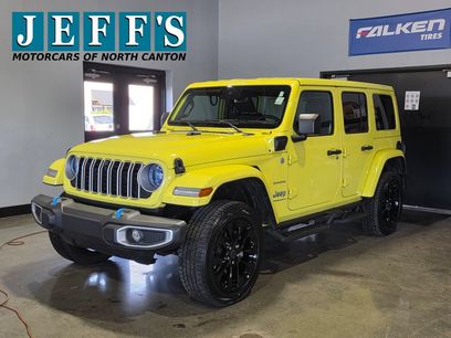Used 2024 Jeep Wrangler Unlimited Sahara w/ Technology Group