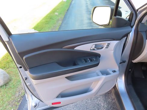 Used 2022 Honda Pilot Special Edition image 27