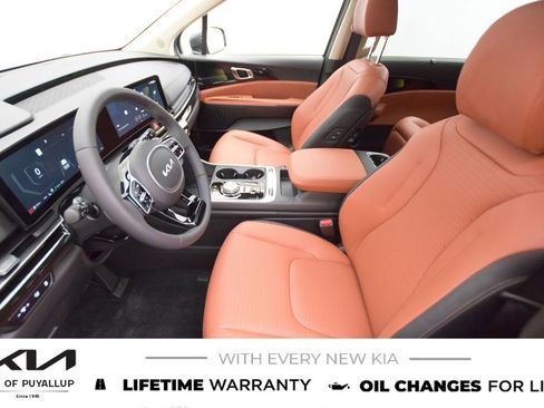 New 2025 Kia Carnival SX Prestige image 10