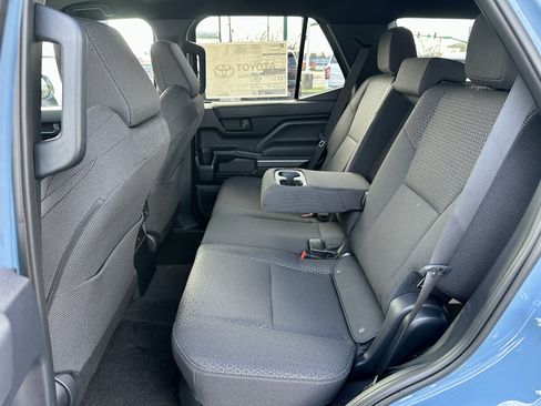 New 2026 Toyota 4Runner SR5 image 33