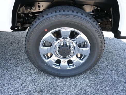 New 2026 Ford F250 King Ranch w/ Chrome Package AWD/4WD image 13