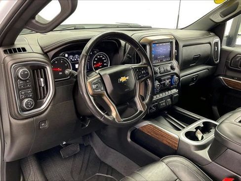 Used 2022 Chevrolet Silverado 2500 High Country w/ Safety Package II AWD/4WD image 14