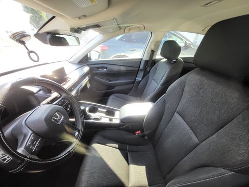 Used 2023 Honda Accord LX image 10