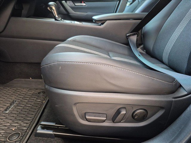 Used 2025 MAZDA CX-50 AWD 2.5 S w/ Premium Package image 17