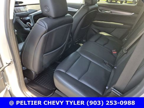 Used 2018 Cadillac XT5 Luxury w/ Driver Awareness Package FWD image 24