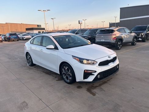 Used 2019 Kia Forte LXS image 4