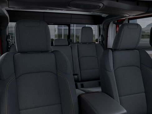 New 2025 Jeep Gladiator Sport AWD/4WD image 32