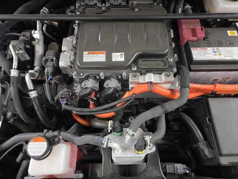 Used 2024 Lexus RZ 450e Premium w/ Accessory Package (2T) AWD/4WD image 18