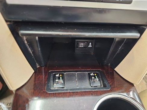 Used 2013 Toyota Camry XLE FWD image 18