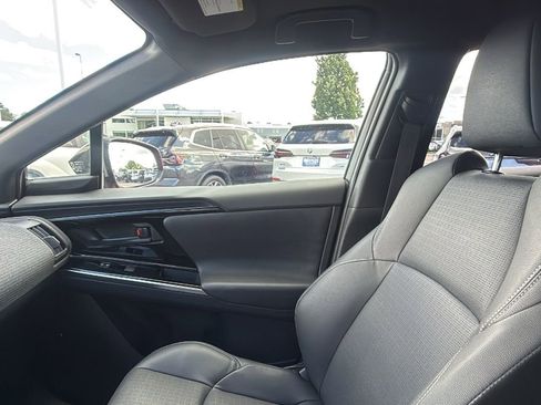 Used 2023 Subaru Solterra AWD image 20