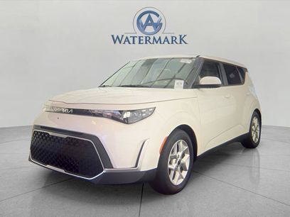 Used 2025 Kia Soul LX w/ LX Technology Package