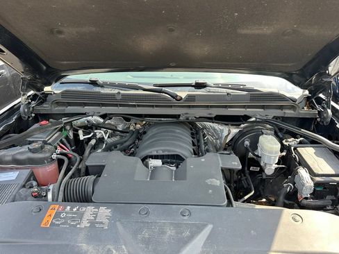 Used 2017 Chevrolet Silverado 1500 LT w/ Midnight Edition AWD/4WD image 29