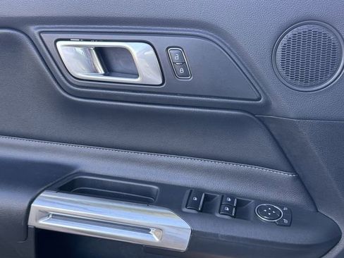 Used 2022 Ford Mustang Premium image 20