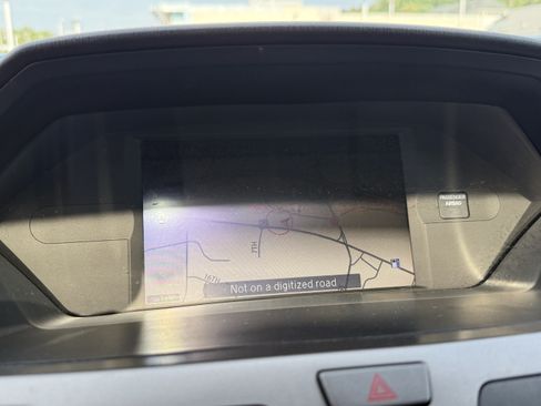 Used 2016 Honda Odyssey Touring image 24