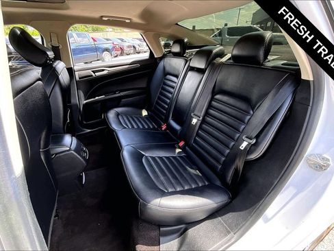 Used 2020 Ford Fusion SEL FWD image 21