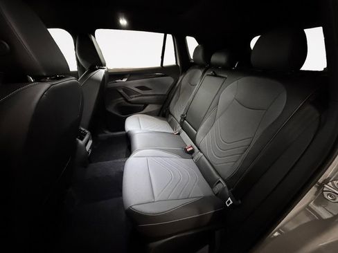 New 2026 Volkswagen Tiguan SE R-Line AWD/4WD image 12