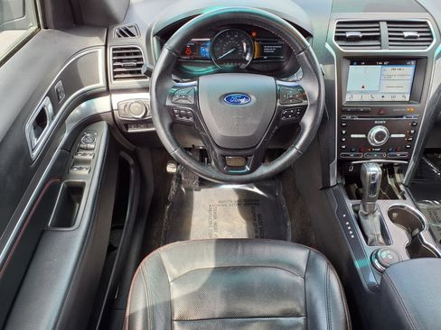 Used 2017 Ford Explorer Sport w/ Equipment Group 401A image 11