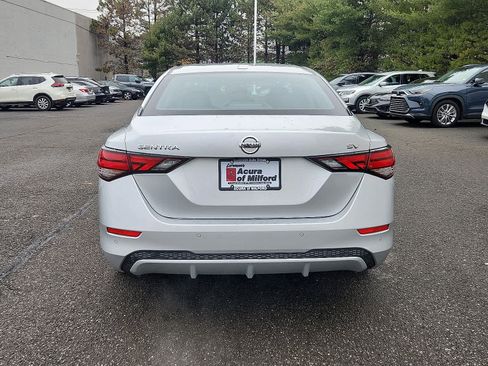 Used 2023 Nissan Sentra SV image 6